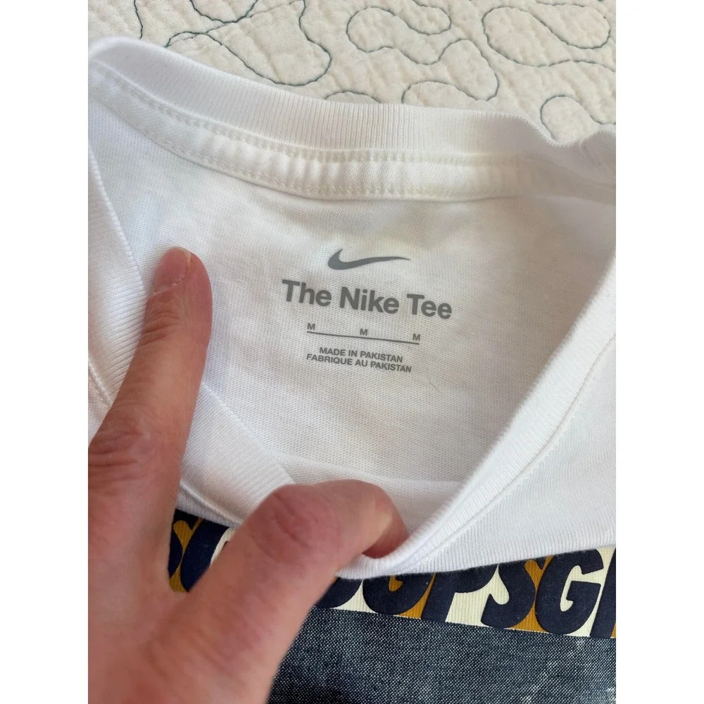 Nike Boys Paris Saint-Germain Soccer‎ T-Shirt Size Medium